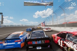 NASCAR Heat 4 по сети